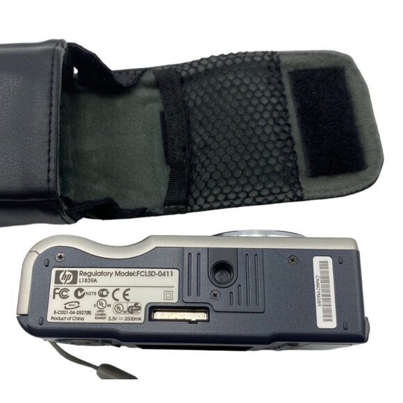 HP Photosmart Digital Camera 4.1 MP 18x Zoom M407 With Black Carrying Case - Picture 4 of 6